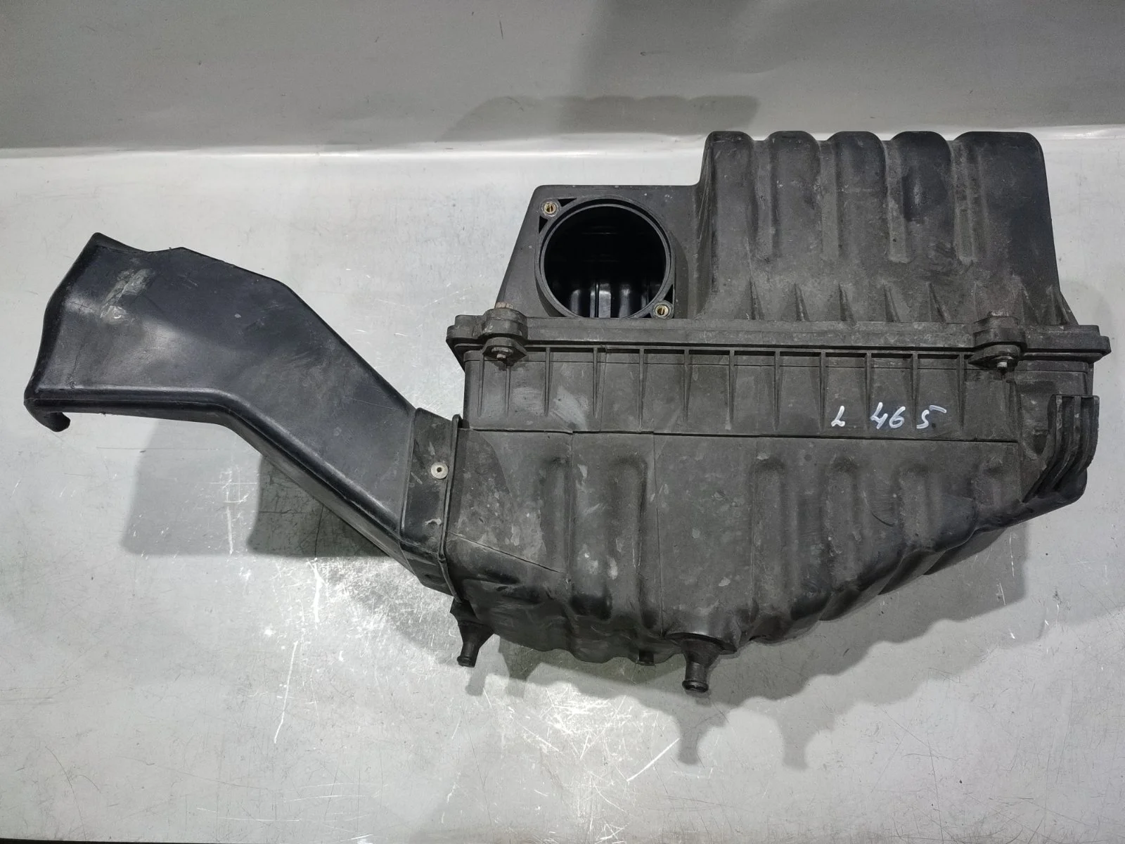 Корпус воздушного фильтра SsangYong Rexton 2009 Y250