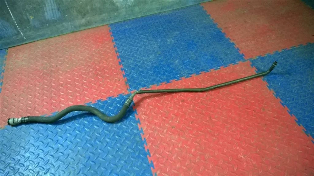 трубка системы охлаждения акпп BMW X5 E53  M54B30 231 лс 3.0i