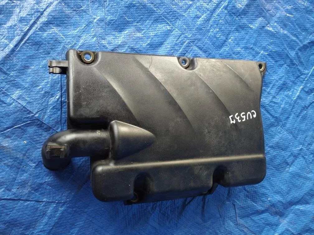 Б.у. резонатор воздушного фильтра MITSUBISHI AIRTREK CU5W MITSUBISHI AIRTREK CU5W