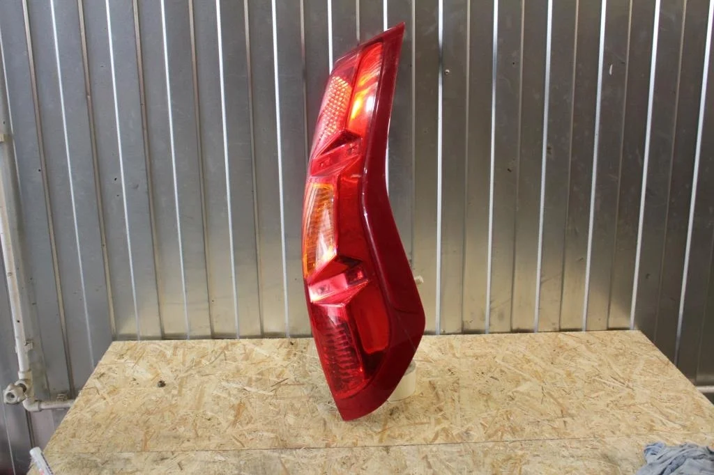 Б.у. фонарь наружный NISSAN X-TRAIL T31 NISSAN X-TRAIL T31
