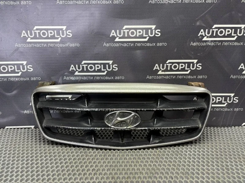Решетка радиатора Hyundai Avante 863502D220 ЛИФТБЭК 1.5 G4EC