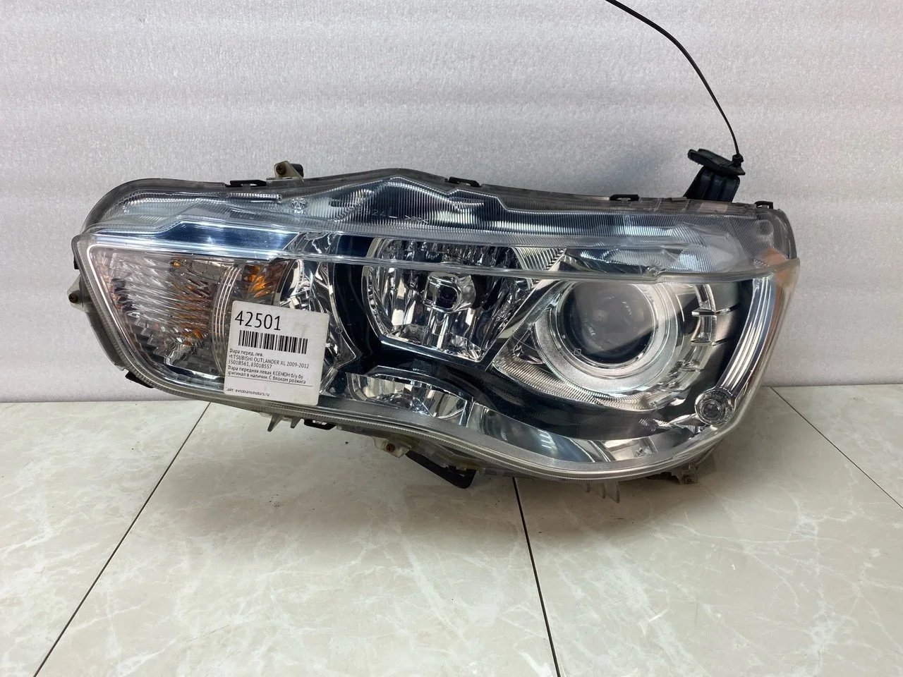 Фара Mitsubishi Outlander Xl 2009-2012 8301B561, передняя левая