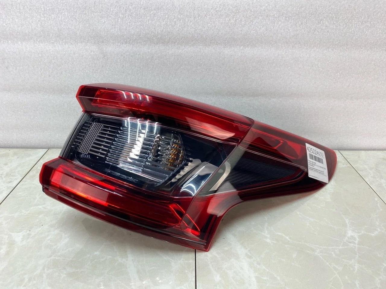 Фонарь Nissan Qashqai 2 J11 2017 26550HV00A 1.2 HRA2DDT, задний правый
