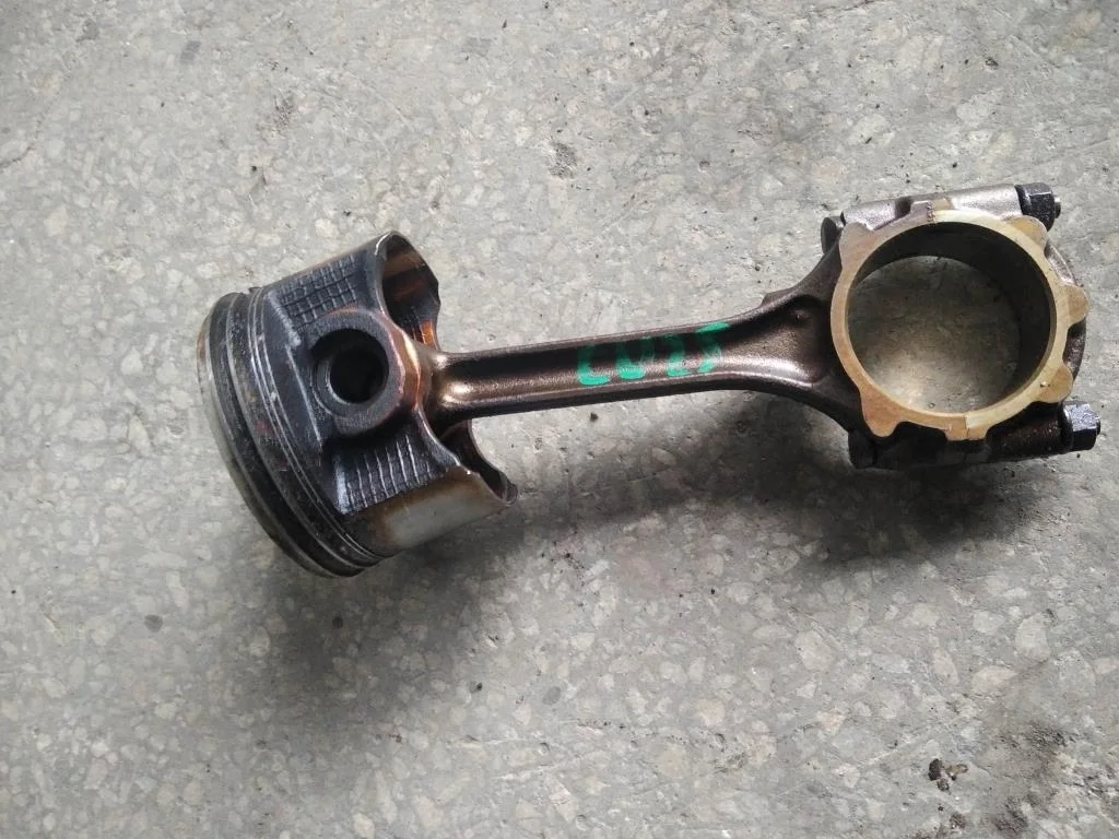 Б.у. шатун MITSUBISHI AIRTREK CU2W MITSUBISHI AIRTREK CU2W