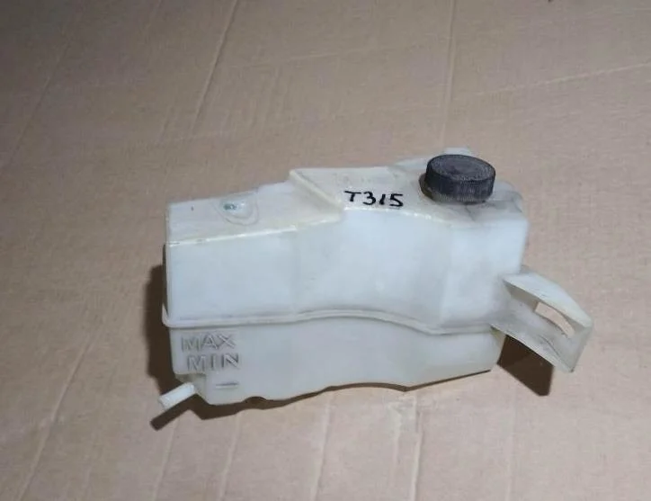 Б.у. бачок расширительный NISSAN X-TRAIL T31 NISSAN X-TRAIL T31