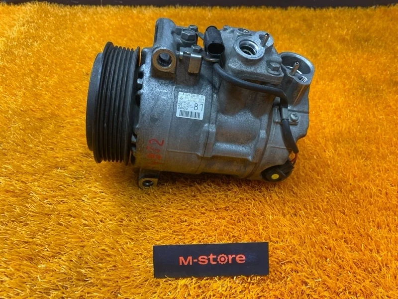 Компрессор кондиционера Mercedes-Benz -class 2008 W211