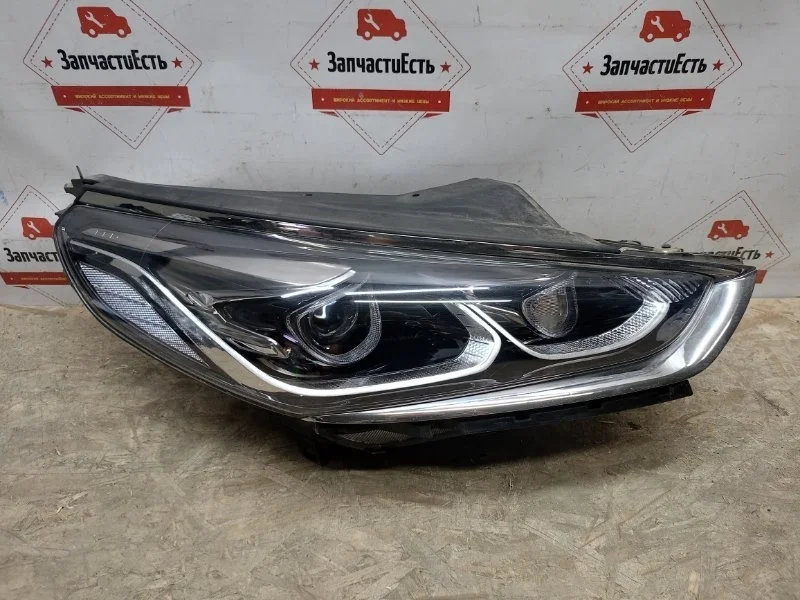 Фара правая Hyundai Sonata 7 2017-2019 92102C1600 LF