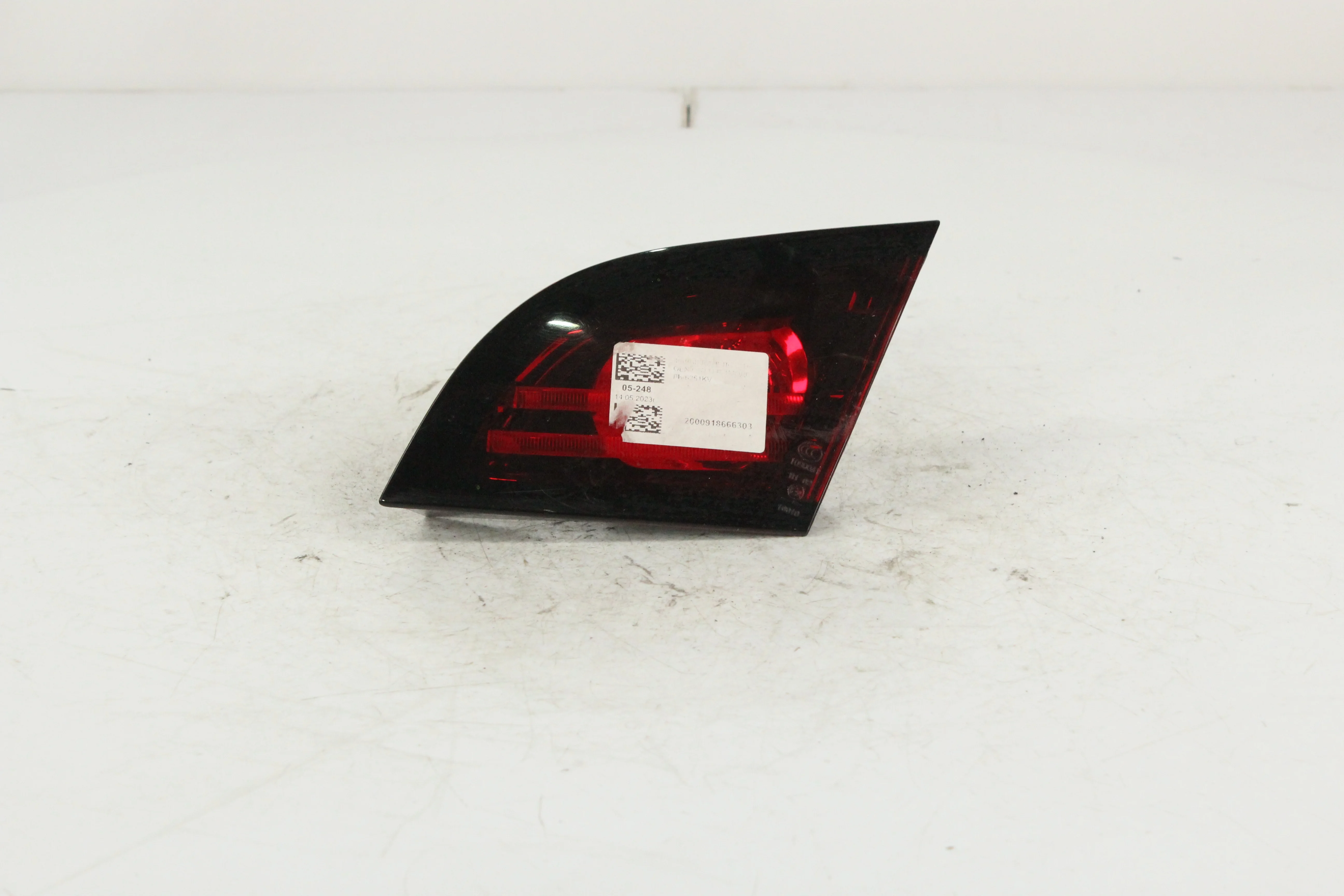 ФАЛЬШПАНЕЛЬ CITROEN DS4 N ПРАВАЯ 1 МОДЕЛЬ 6351KV D023