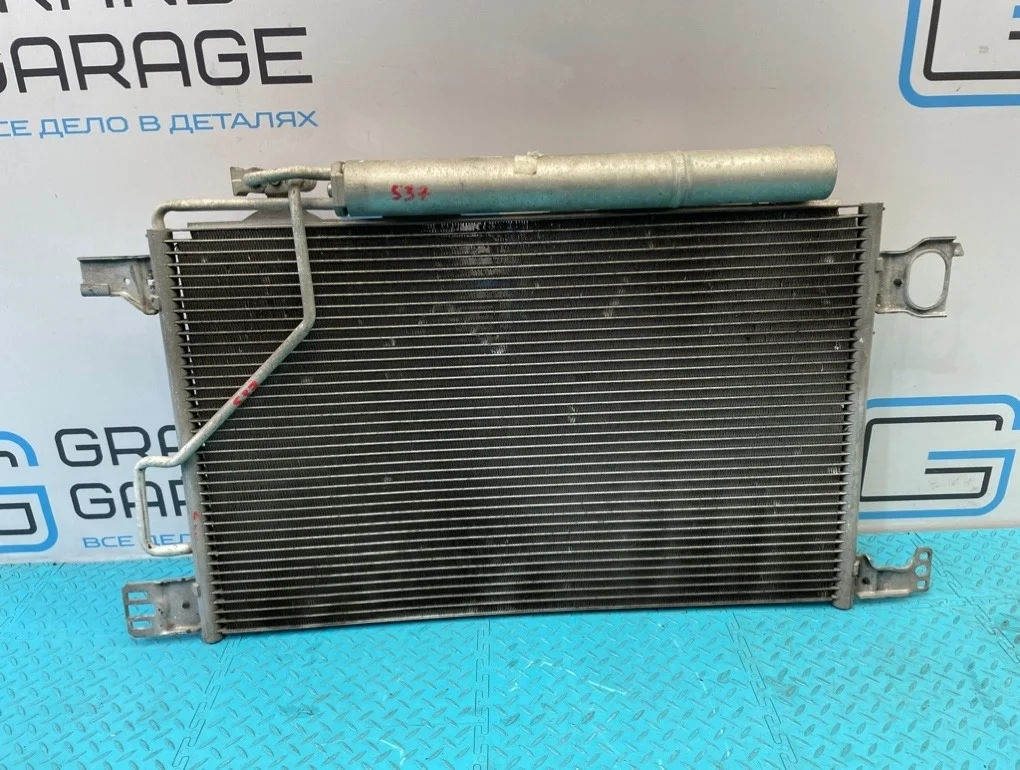 Радиатор кондиционера Mercedes-Benz C-Class 2006 A2035000854 W203 272.920 2.5