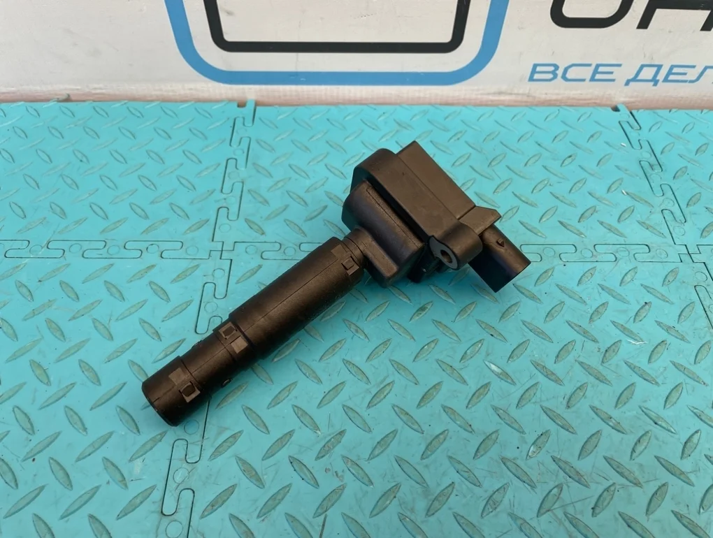 Катушка зажигания Mercedes-Benz C-Class 2005 A0001502580 W203 271.948 1.8