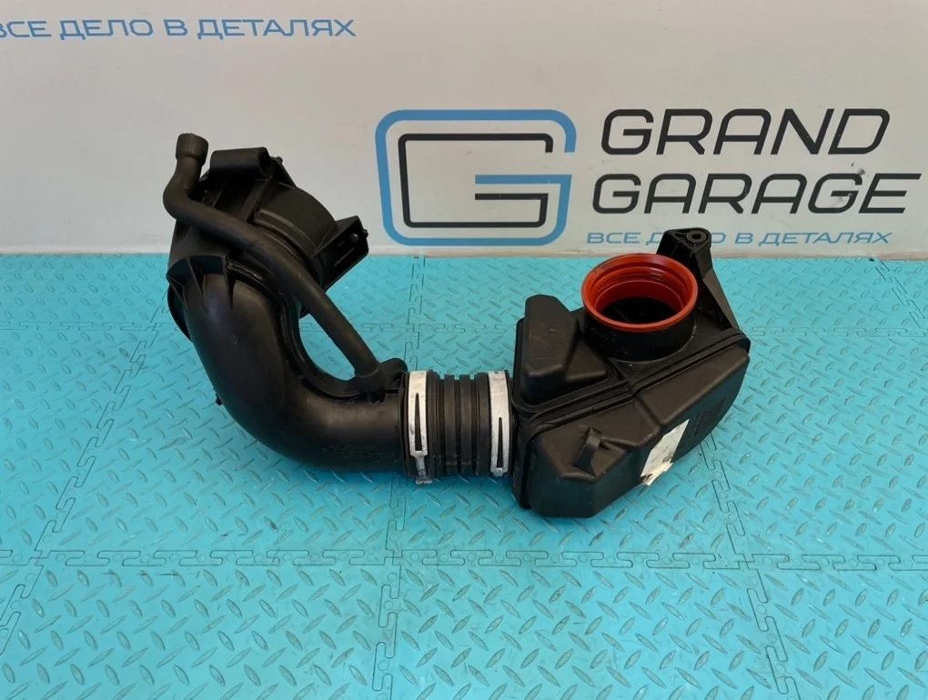 Патрубок воздушный Mercedes-Benz C-Class 2005 A2710900804 W203 271.948 1.8