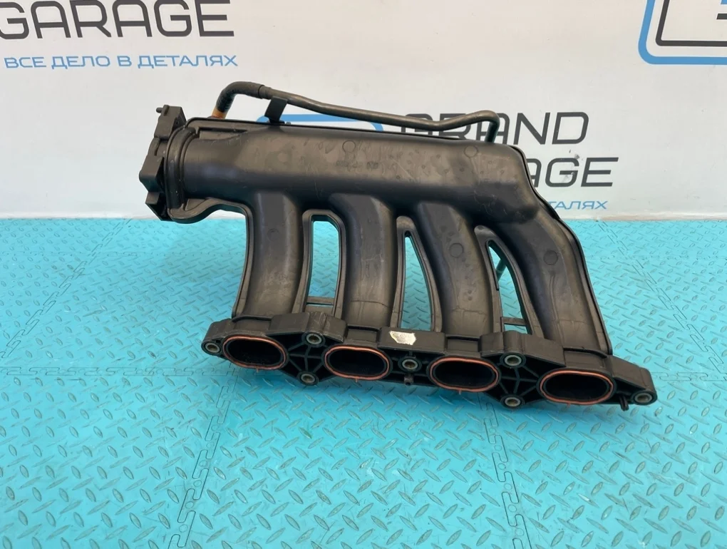 Коллектор впускной Mercedes-Benz C-Class 2005 A2711401101 W203 271.948 1.8