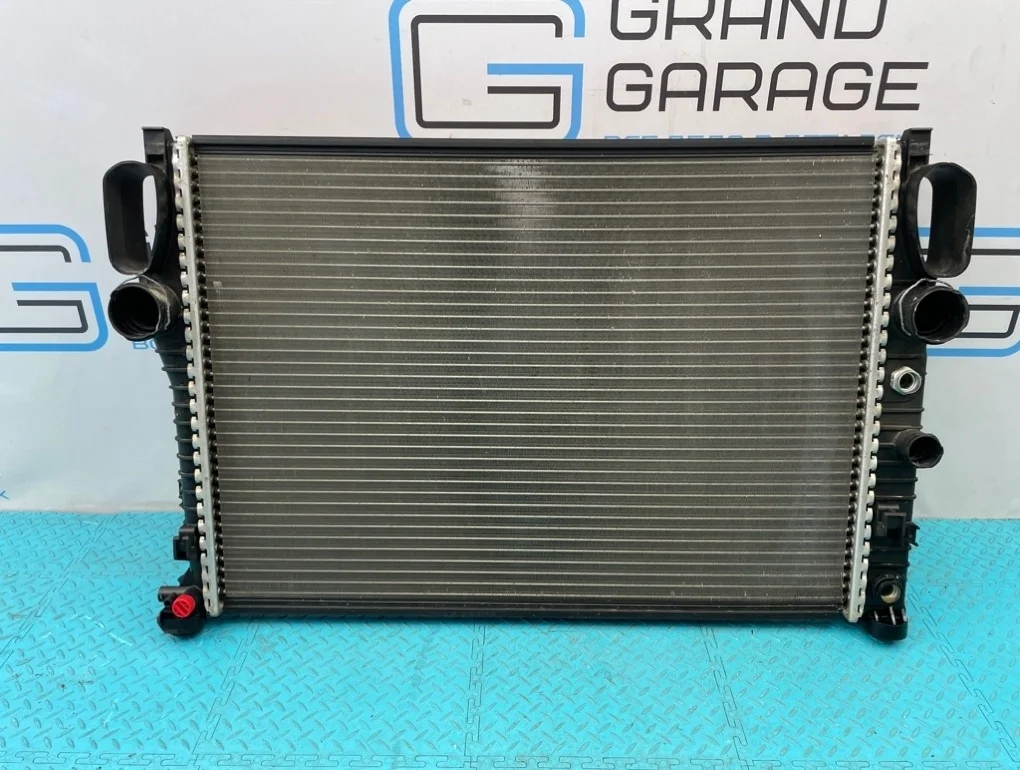 Радиатор охлаждения Mercedes-Benz E-Class 2002 A2115000102 W211 112.949 3.2