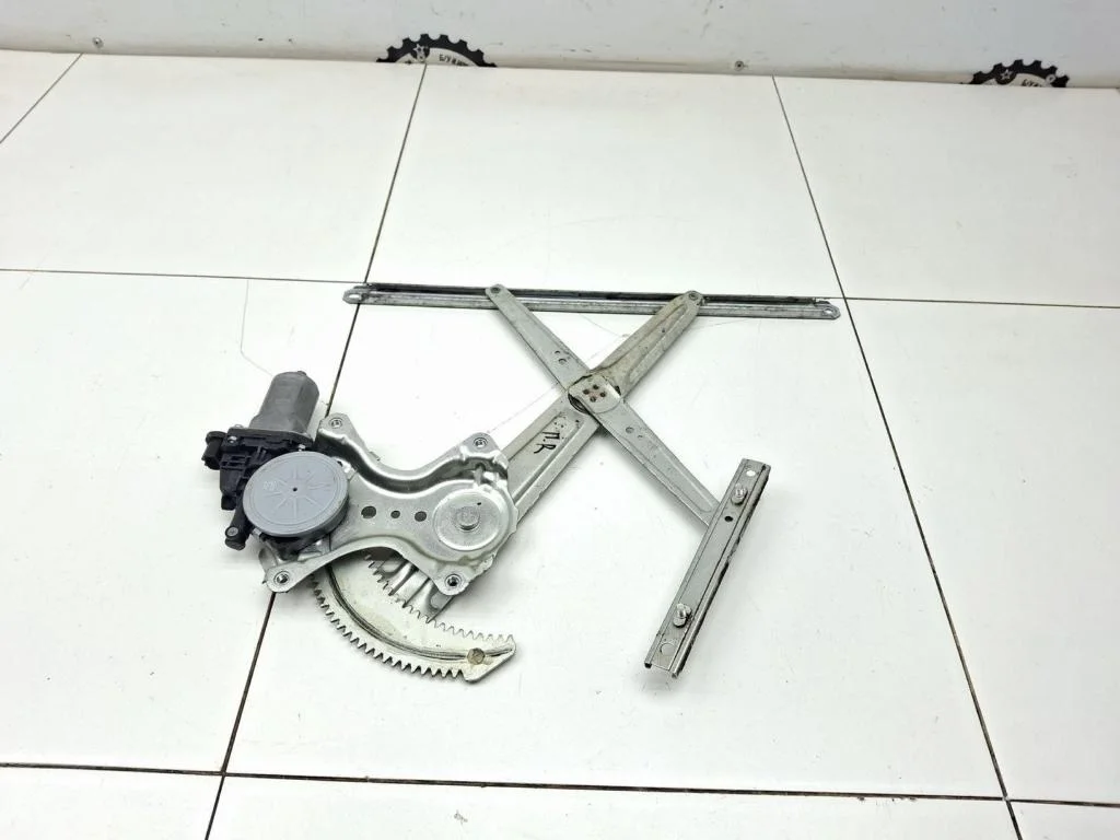 Стеклоподъемник передний правый Mitsubishi Outlander 3 2014 GF