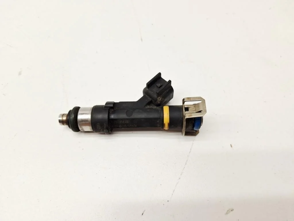 Форсунка инжекторная электрическая Mazda 6 2009 GH