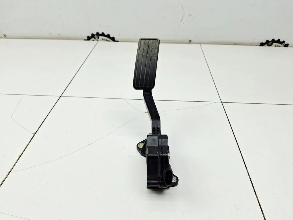 Педаль газа Subaru Outback B14, BR