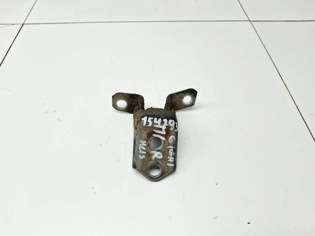Петля двери передней правой нижняя Mazda 6 2009 (GH)