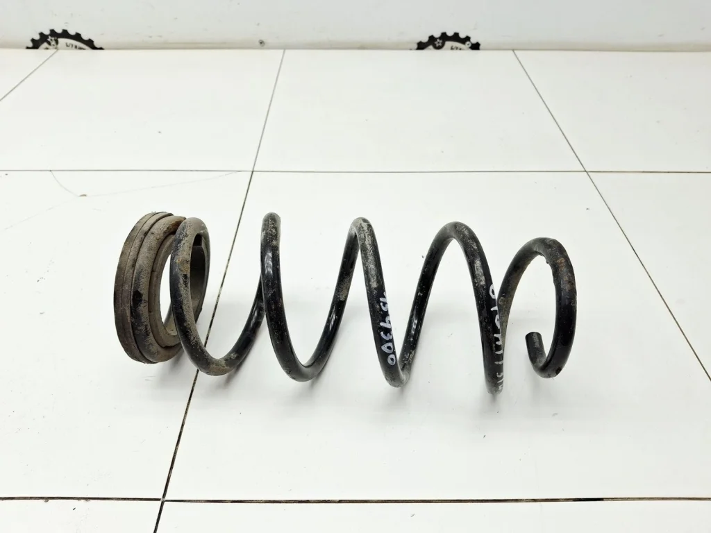 Пружина задняя Mazda 6 2009 GH