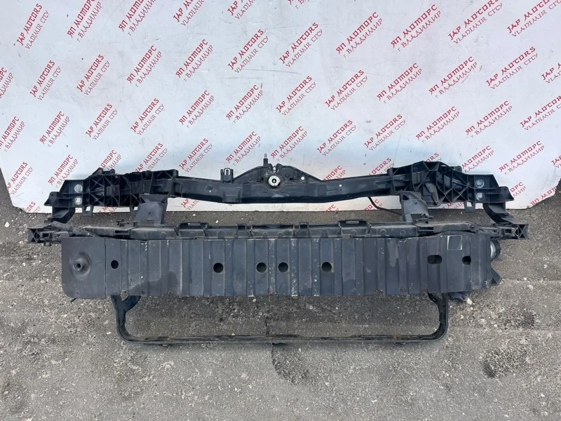Рамка радиатора Ford Focus 2 3-ДВЕРНЫЙ HYDA 2006