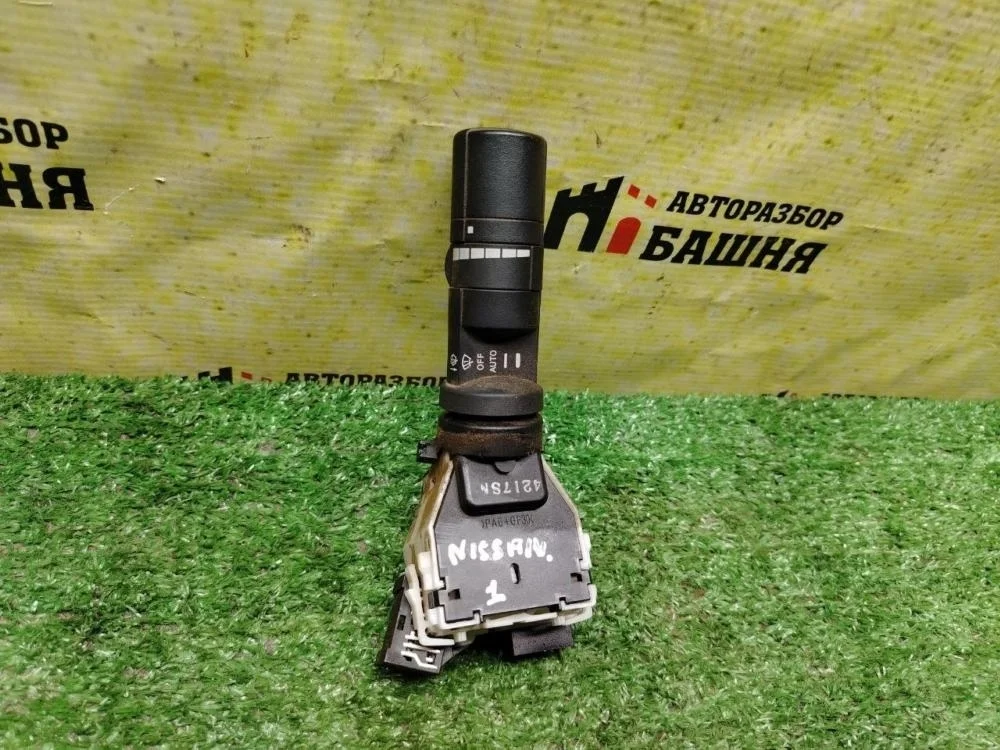 Переключатель стеклоочистителей Nissan Navara 2014 25260EB66A D40M YD25DDTI