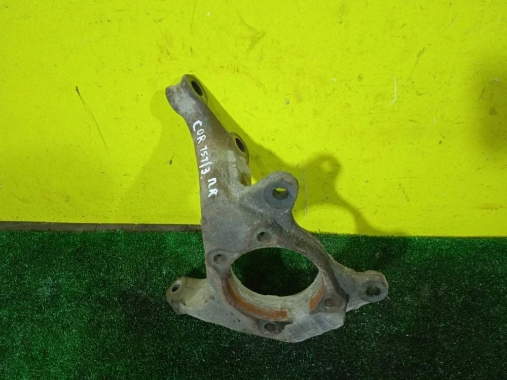 Кулак поворотный Toyota Corolla 2010 4321112460 150 1ZRFE, передний правый
