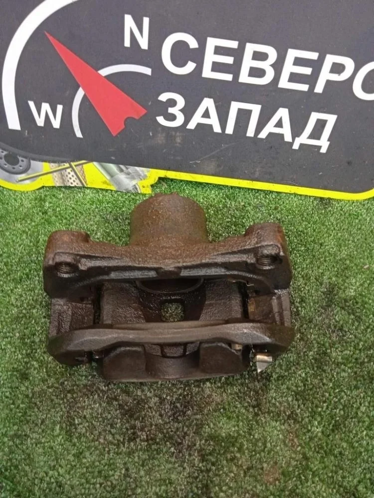 Суппорт Nissan Teana 2011 41001JN00A J32 QR25DE, передний правый