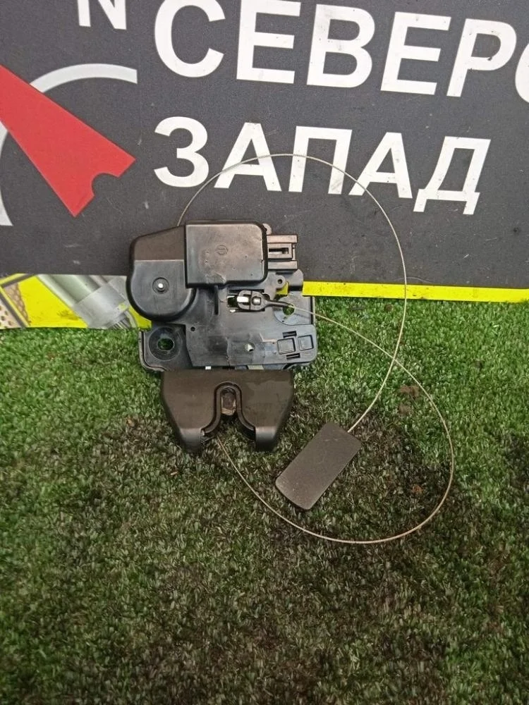 Замок багажника Nissan Teana 2011 84631JN00A J32 QR25DE