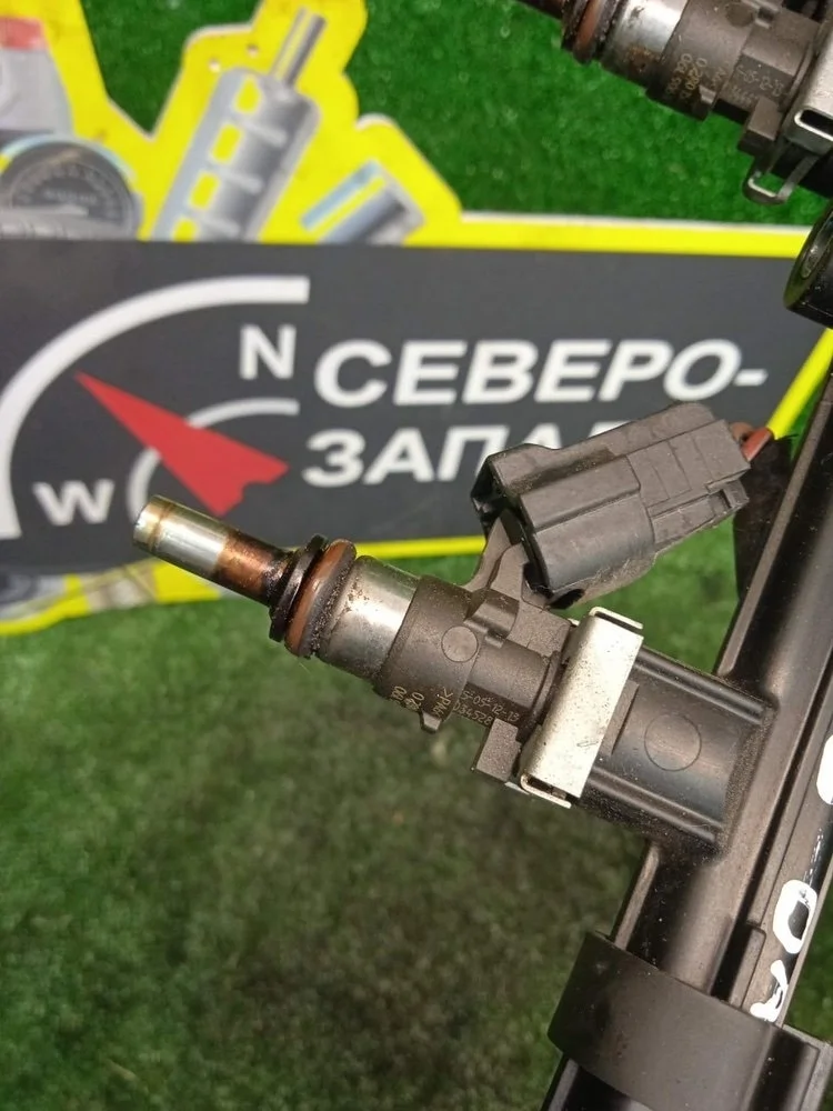 Форсунка топливная Skoda Octavia 2016 06L906031A A7 CJS