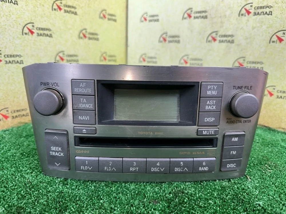 Магнитола (панель управления) Toyota Avensis 2005 8612005120 AZT250 2AZ