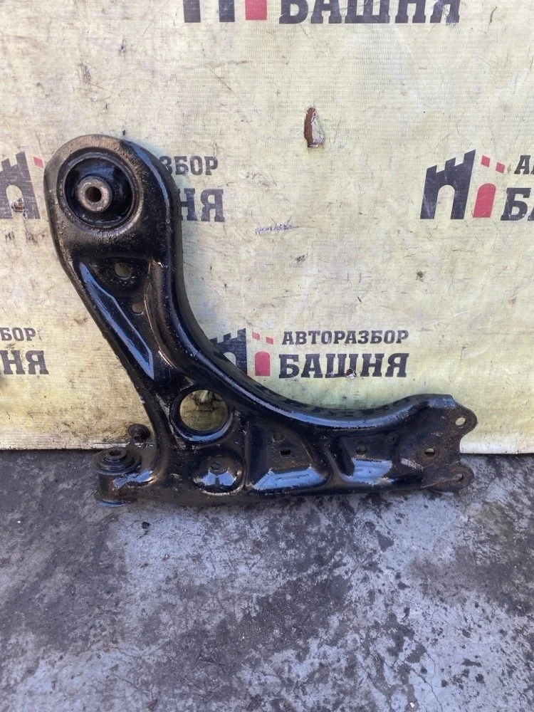 Рычаг Skoda Rapid 2014 6RU407151 CAXA, передний левый