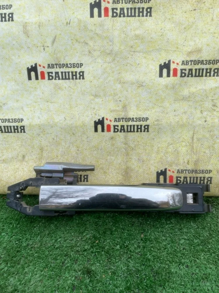 Ручка двери Nissan Almera 2014 806404AA0B G15 K4M, передняя правая