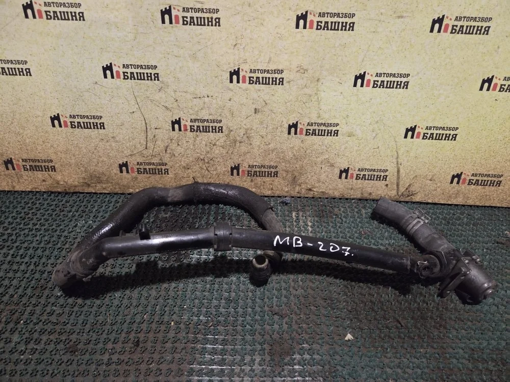 Патрубок Mercedes E-Class A2712002452 W207