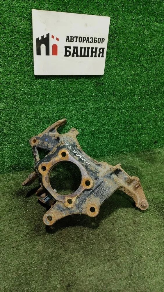 Кулак поворотный Ford Kuga 2018 2338664 CBS M8MB (1.5), задний правый