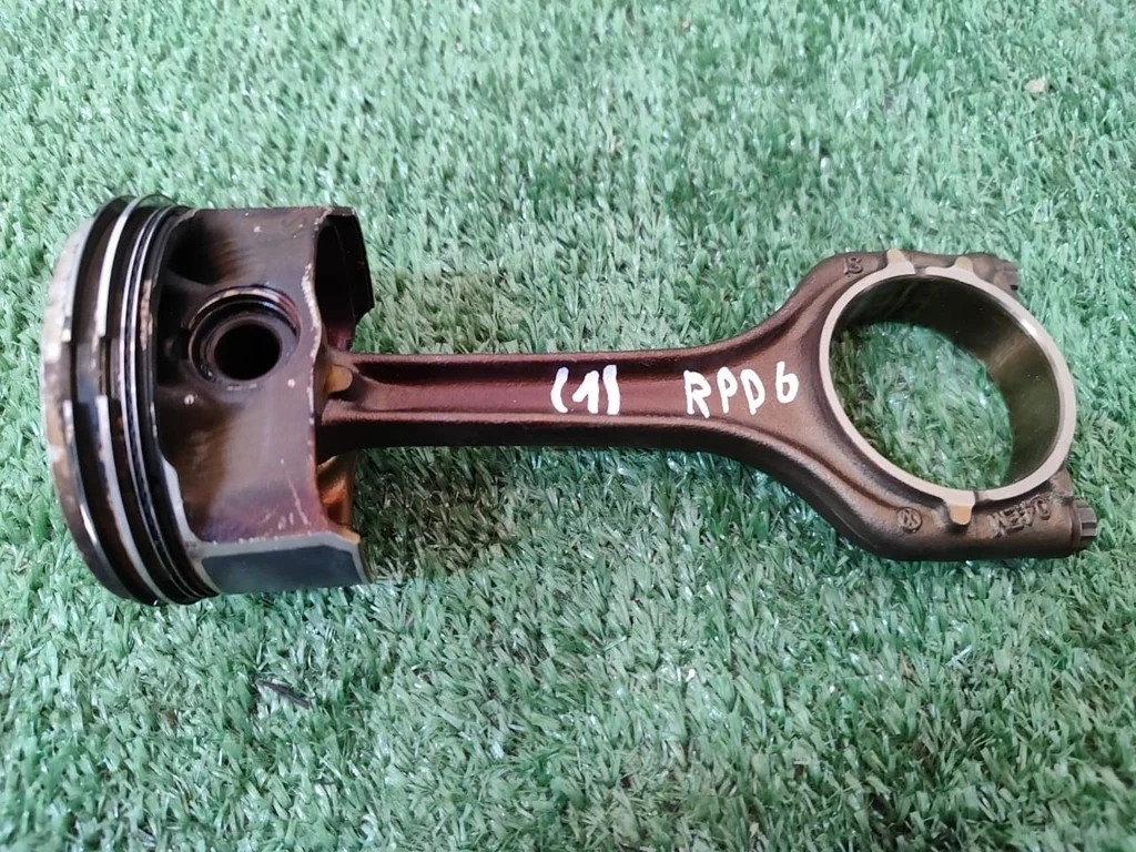 Б.у. шатун SKODA RAPID SKODA RAPID