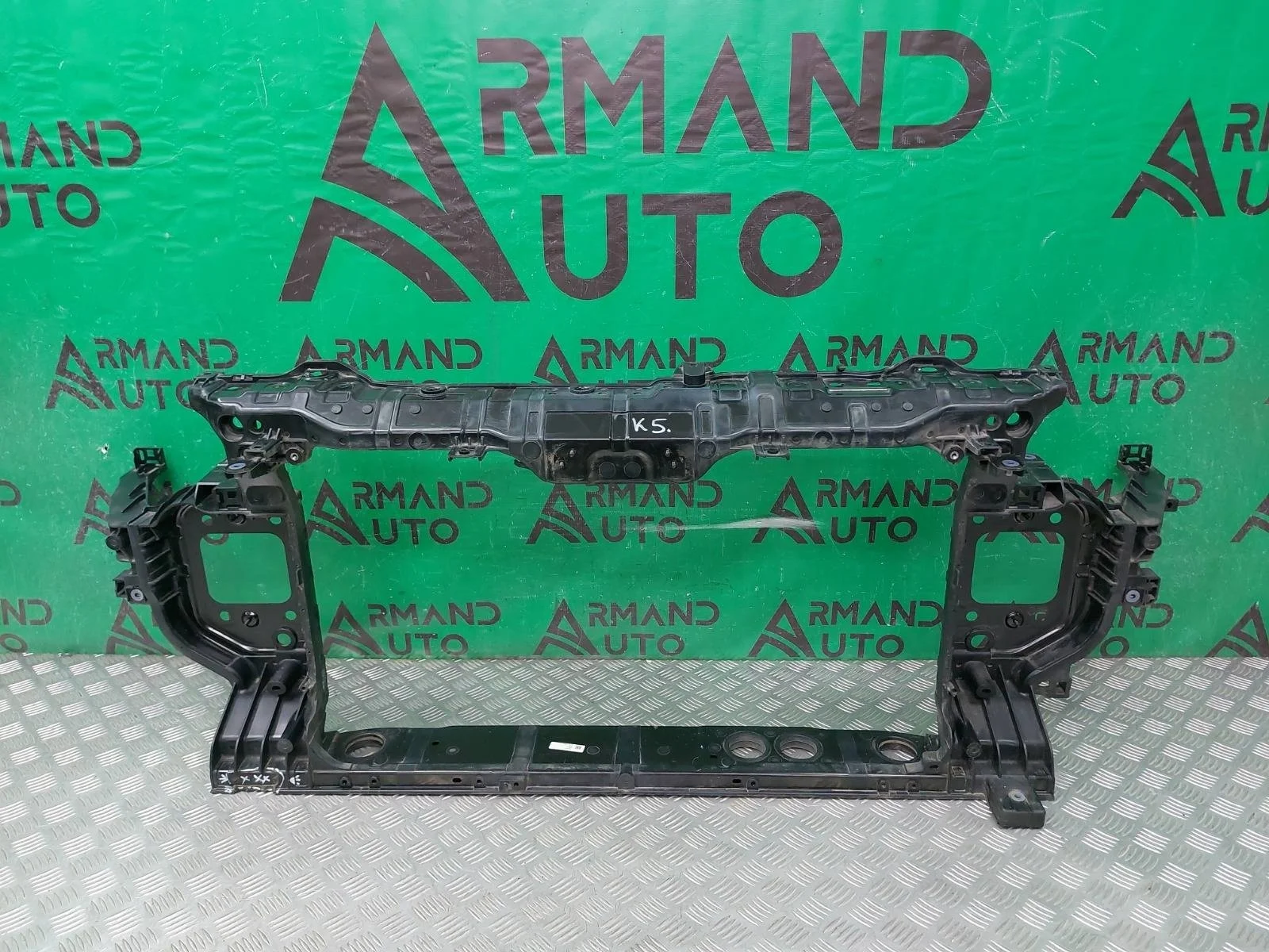 Панель передняя (суппорт радиатора) Kia K5 2020-нв 3