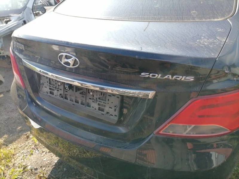 Крышка (дверь) багажника Hyundai Solaris 2010-2017 2014 692004L000 СЕДАН 1.6 G4FC 123 Л/С