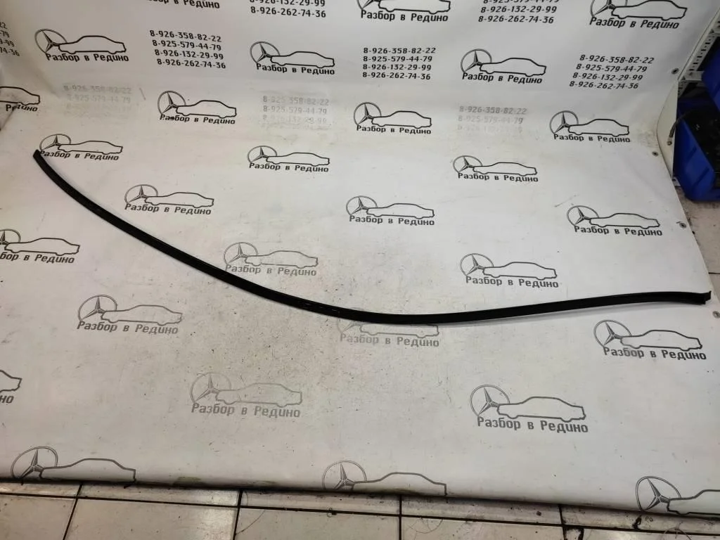 Молдинг крыши Mercedes-Benz