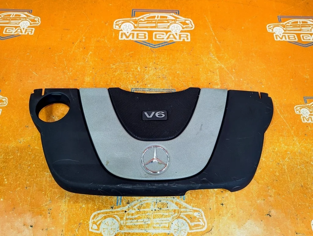 Крышка двигателя декоративная Mercedes-Benz