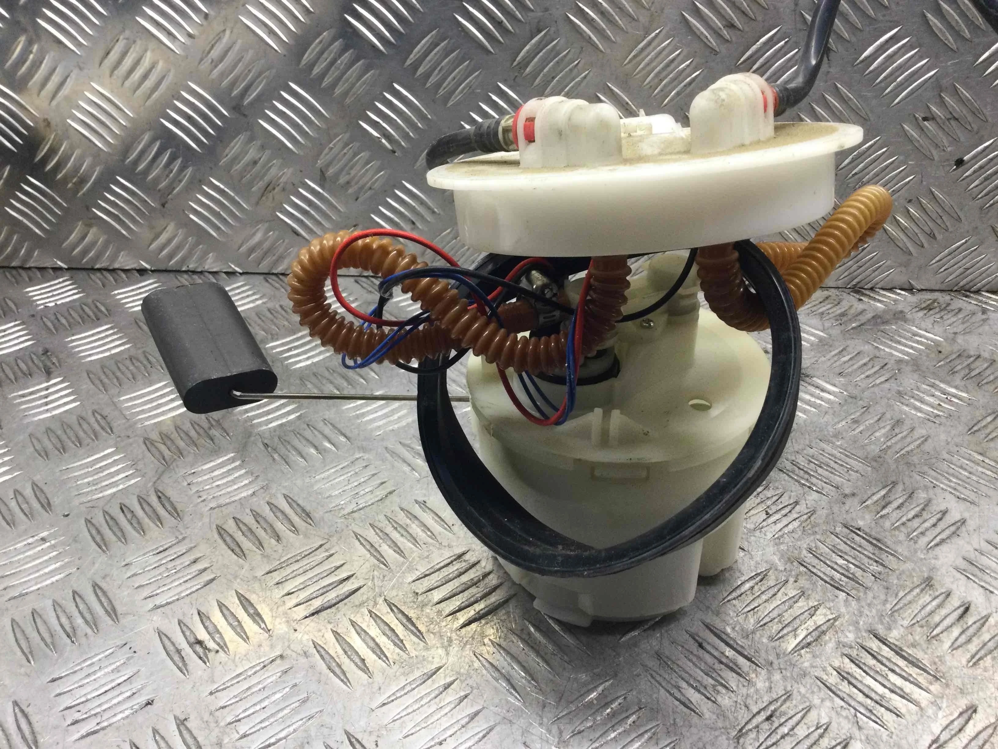 Насос топливный Ford Focus 1 поколение (1998-2001) бензин 1.8 i Механика Универсал