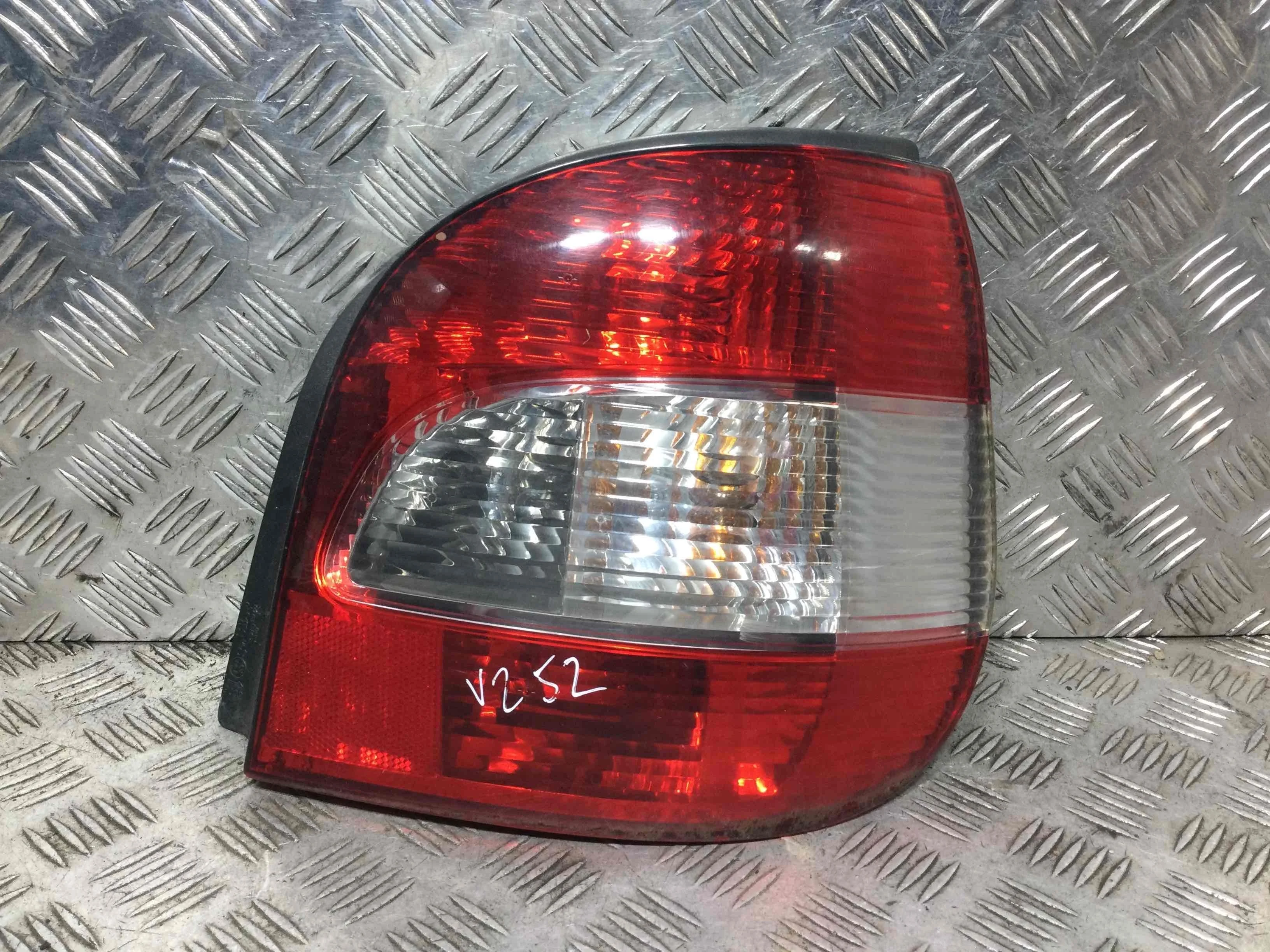 Фонарь задний правый Renault Scenic 1 поколение [рестайлинг] (1999-2003) бензин 1.6 i Автомат Минивэн
