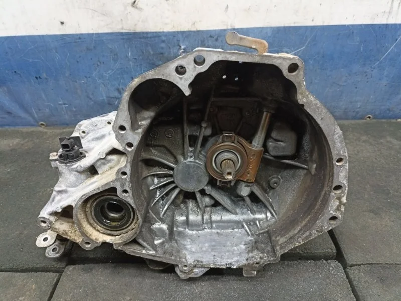 МКПП 4M40 Nissan Almera Classic 2010 320108N706 B10 1.6 QG16DE