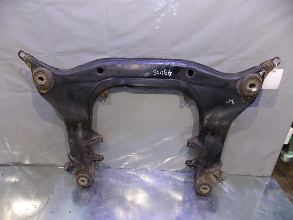 Балка подмоторная VW Passat (B5+) 2000-2005  [4B0399313DK]  в Вологде
