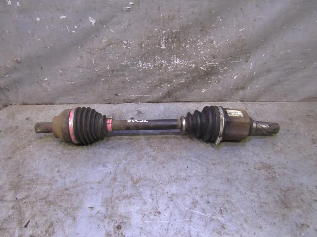 Полуось передняя левая Mazda Mazda 3 (BK) 2002-2009  [GG2725600]  2.3 НЕ ТУРБО в Вологде