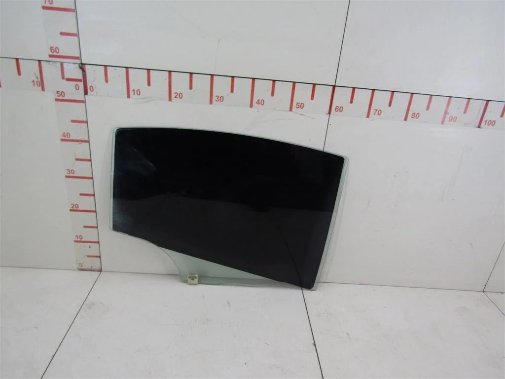 Стекло двери задней правой Mazda Mazda 3 (BK) 2002-2009  [BN8V72511A]  1.6 16V Z6 в Вологде