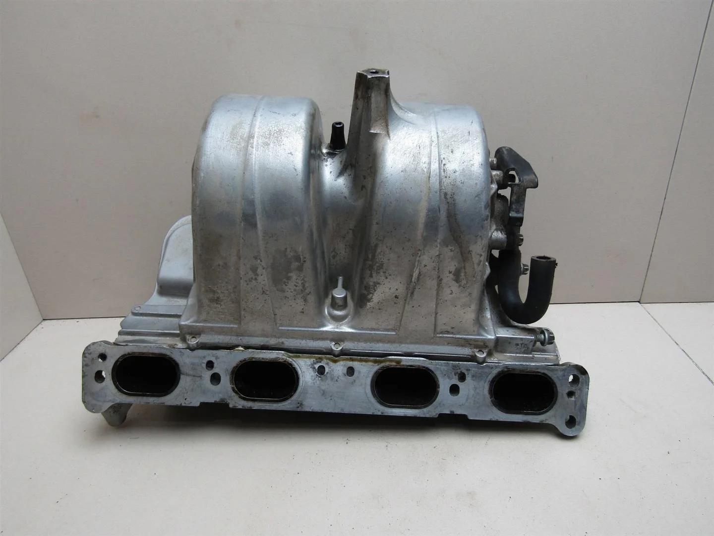 Коллектор впускной Opel Astra H \ Family 2004-2015  [24435069]  Z16XEP в Вологде