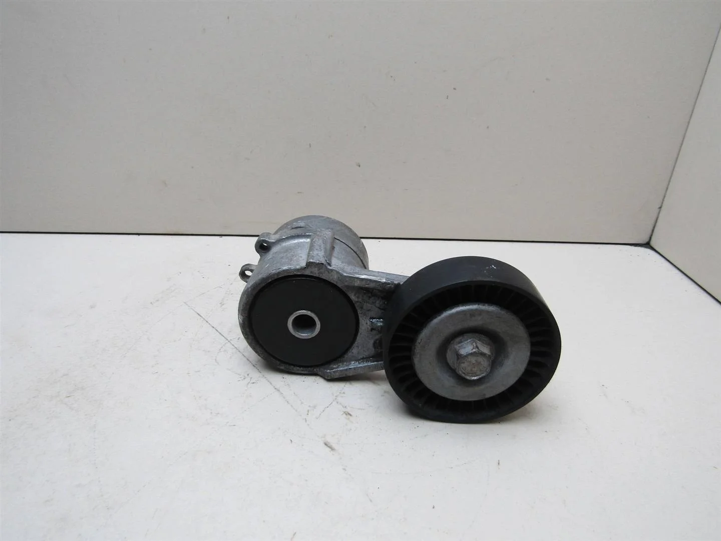 Натяжитель ремня Opel Astra G 1998-2005  [90571758]  1.4 1.6 1.8 в Вологде