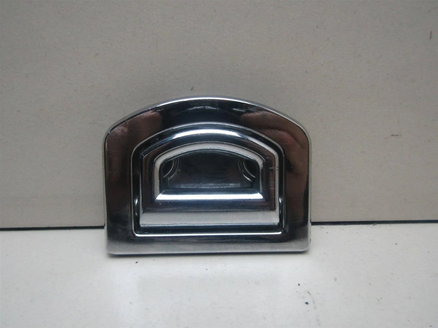 Ручка VW Touareg 2002-2010  [1J0864203D]  4.2 V8 AXQ в Вологде