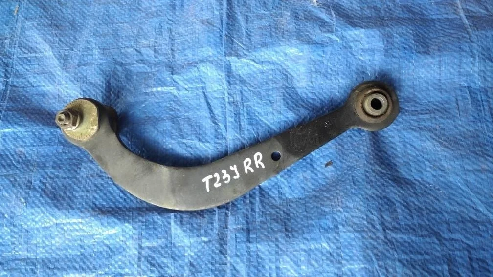 Б.у. рычаг TOYOTA CELICA ZZT230 TOYOTA CELICA ZZT230