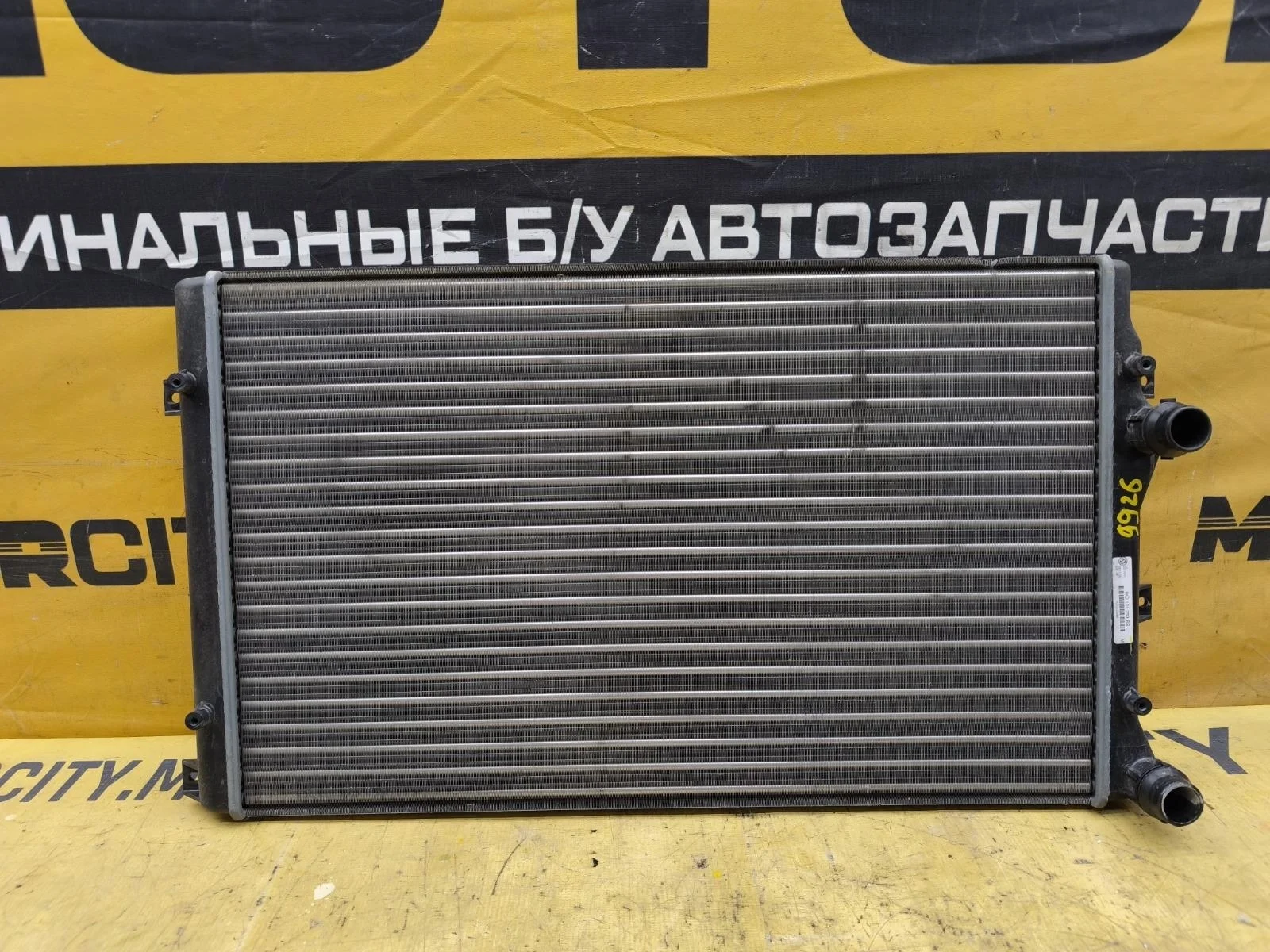 Радиатор охлаждения VOLKSWAGEN GOLF 2009