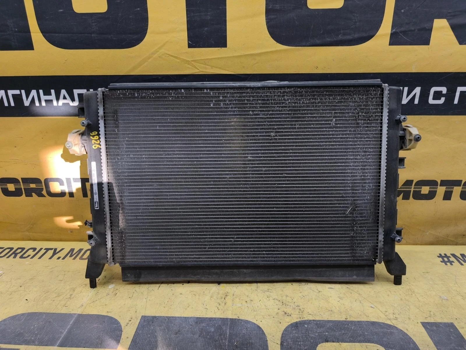 Радиатор охлаждения VOLKSWAGEN GOLF 2009